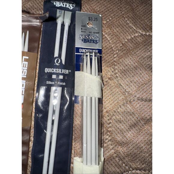 Knitting Needles Lot Different Colors And Sizes 2 4 5 6 Plastic Metal Most New - Picture 8 of 10